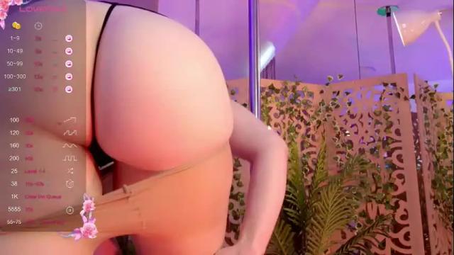 Image 6 of smiley_mia_ Stream on Chaturbate on 8 days ago