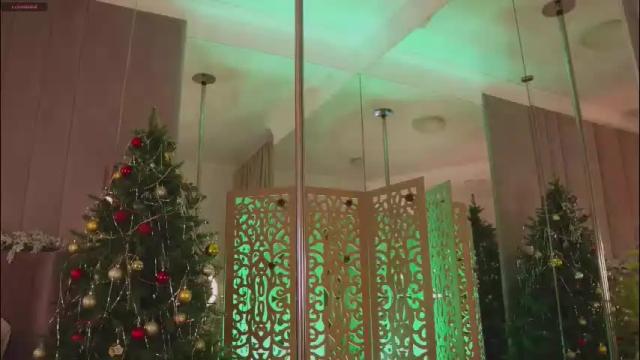 Image 6 of smiley_mia_ Stream on Chaturbate on 1 month ago