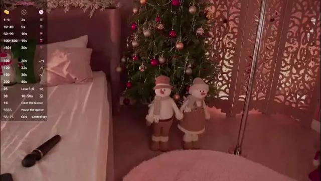 Image 11 of smiley_mia_ Stream on Chaturbate on 1 month ago