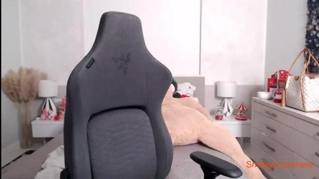 Image 6 of smileyouarehere Stream on Chaturbate on 15 days ago