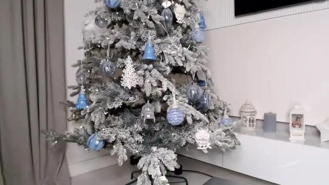 Image 2 of smileyouarehere Stream on Chaturbate on 1 month ago