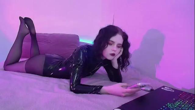 Image 3 of smiling_cats Stream on Chaturbate on 2 months ago