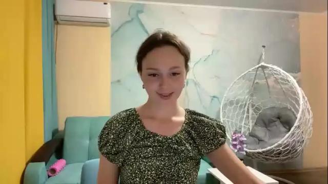 Image 6 of smiling_riddle Stream on Chaturbate on 1 month ago