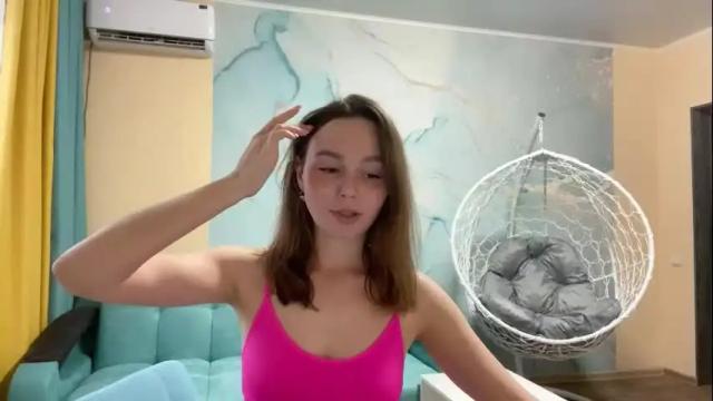Image 10 of smiling_riddle Stream on Chaturbate on 1 month ago