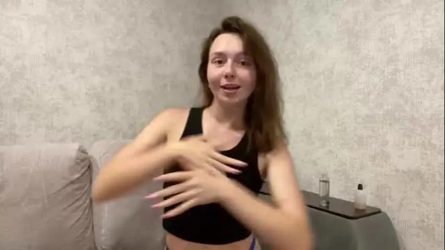 Image 6 of smiling_riddle Stream on Chaturbate on 28 days ago
