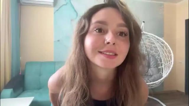 Image 12 of smiling_riddle Stream on Chaturbate on 24 days ago