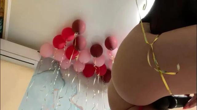 Image 10 of smiling_riddle Stream on Chaturbate on 1 month ago