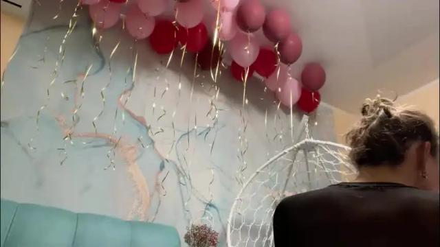 Image 12 of smiling_riddle Stream on Chaturbate on 1 month ago