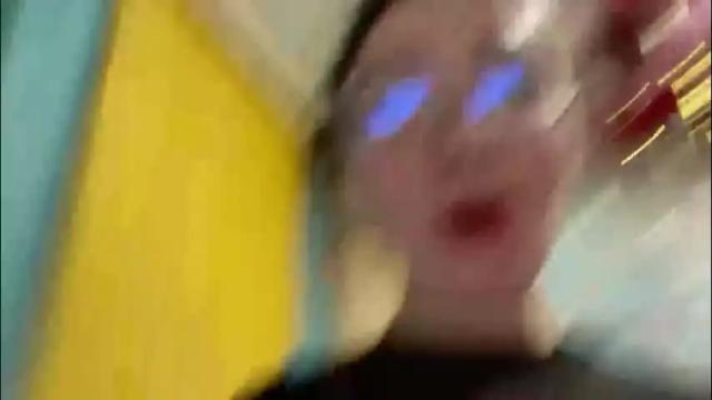 Image 6 of smiling_riddle Stream on Chaturbate on 1 month ago