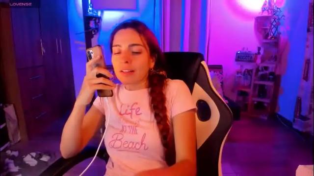 Image 4 of smilingsalor Stream on Chaturbate on 2 months ago