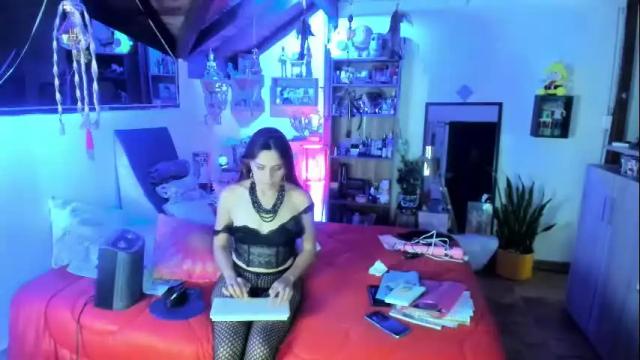 Image 2 of smilingsalor Stream on Chaturbate on 2 months ago