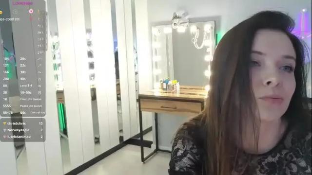 Image 2 of smilym Stream on Chaturbate on 1 month ago