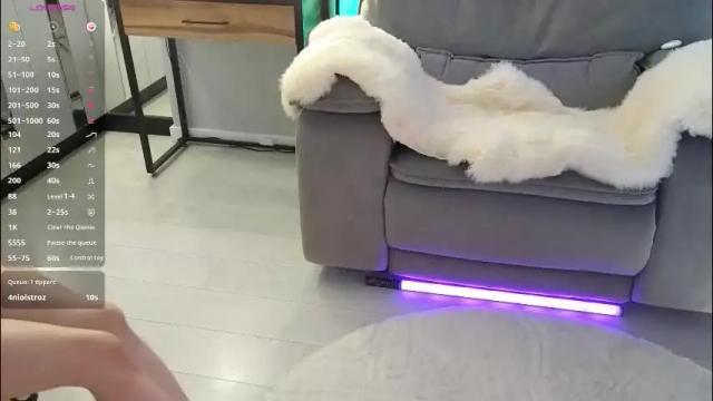 Image 2 of smilym Stream on Chaturbate on 8 days ago