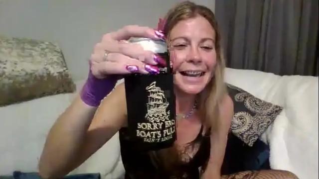 Image 7 of smokingpoptart420 Stream on Chaturbate on 13 months ago