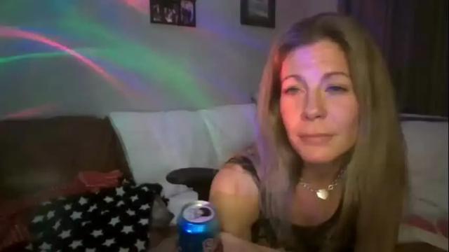 Image 7 of smokingpoptart420 Stream on Chaturbate on 12 months ago