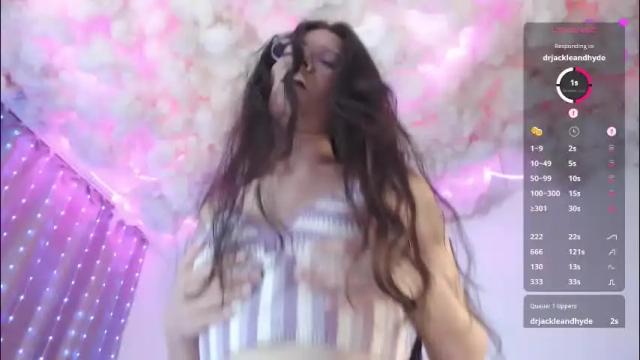 Image 12 of smolsonja Stream on Chaturbate on 2 days ago