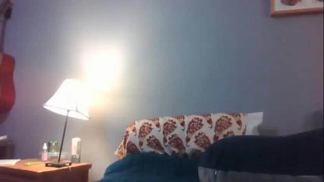 Image 2 of smoochandatickle Stream on Chaturbate on 19 months ago