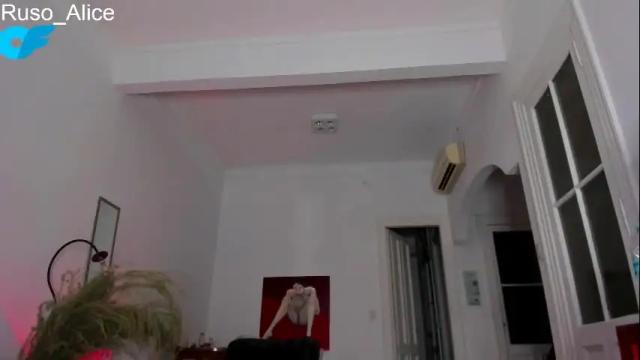 Image 8 of sn0wcat Stream on Chaturbate on 2 months ago