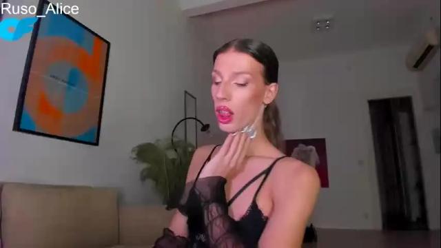 Image 2 of sn0wcat Stream on Chaturbate on 26 days ago