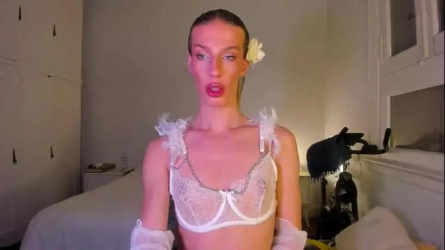 Image 3 of sn0wcat Stream on Chaturbate on 1 month ago