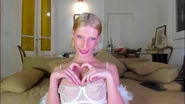 Image 3 of sn0wcat Stream on Chaturbate on 1 month ago