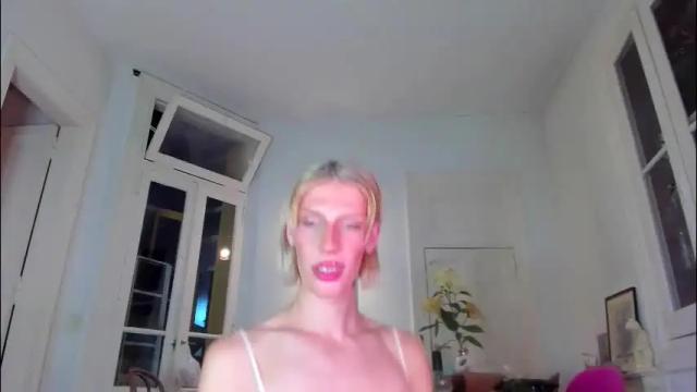 Image 12 of sn0wcat Stream on Chaturbate on 1 month ago