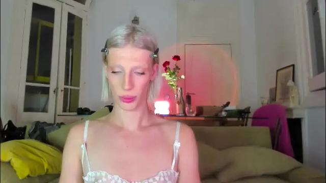 Image 12 of sn0wcat Stream on Chaturbate on 1 month ago