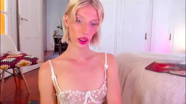 Image 3 of sn0wcat Stream on Chaturbate on 18 days ago