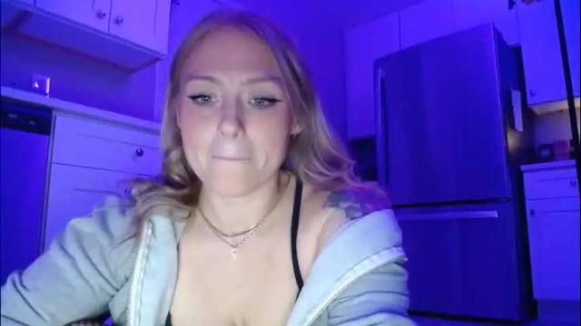 Image 2 of sneakyalicek Stream on Chaturbate on 1 month ago