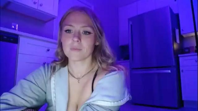 Image 4 of sneakyalicek Stream on Chaturbate on 1 month ago