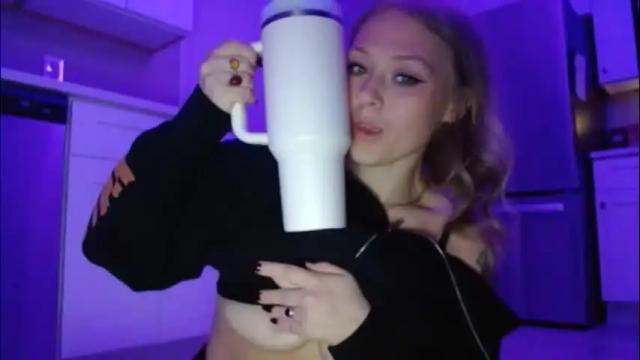 Thumbnail 1, sneakyalicek's Stream at Chaturbate, 28 days ago