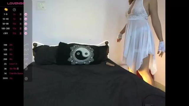 Image 8 of snejinkamisha Stream on Chaturbate on 16 months ago