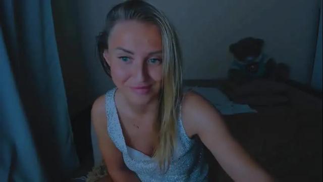 Image 7 of snezanablond Stream on Chaturbate on 1 month ago