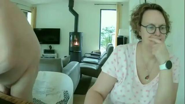 Image 6 of snoeske Stream on Chaturbate on 1 month ago