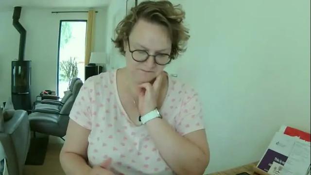 Image 12 of snoeske Stream on Chaturbate on 14 days ago