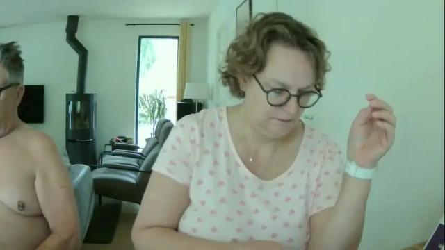 Image 2 of snoeske Stream on Chaturbate on 14 days ago