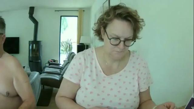 Image 4 of snoeske Stream on Chaturbate on 14 days ago