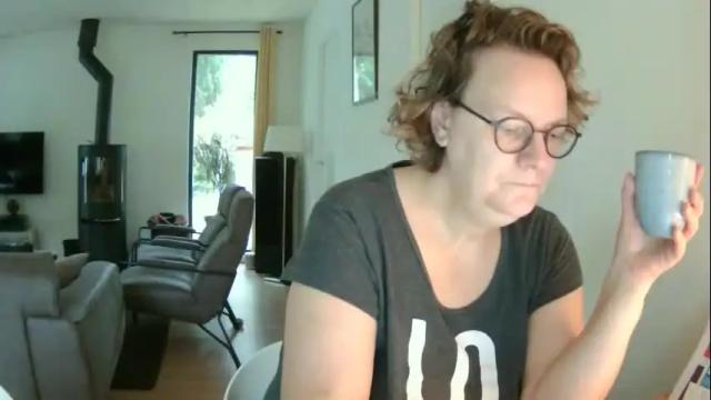 Image 3 of snoeske Stream on Chaturbate on 5 days ago