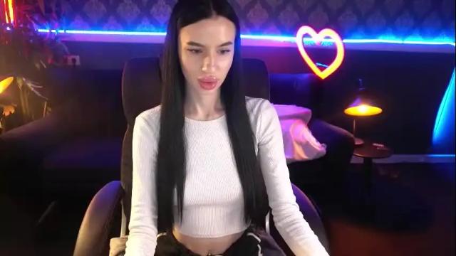 Image 11 of snow_whiteeex Stream on Chaturbate on 25 days ago