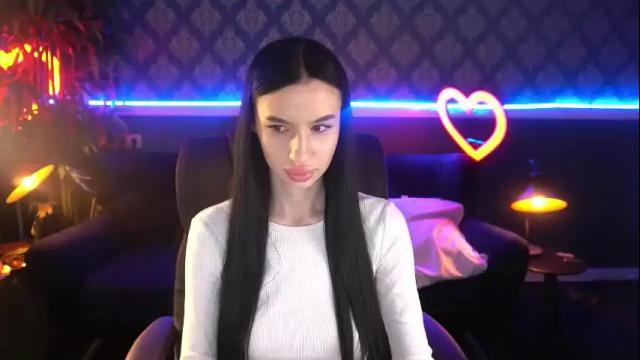 Image 6 of snow_whiteeex Stream on Chaturbate on 25 days ago