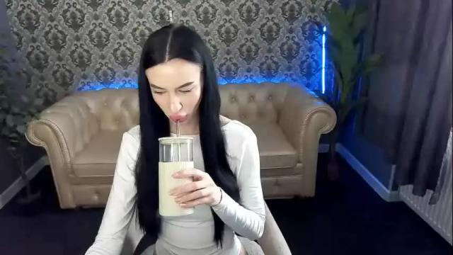 Image 8 of snow_whiteeex Stream on Chaturbate on 4 days ago