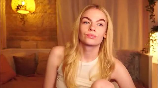 Thumbnail 2, snowbarbieee's Stream at Chaturbate, 2 months ago