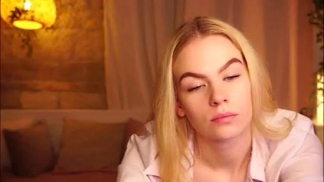 Thumbnail 1, snowbarbieee's Stream at Chaturbate, 2 months ago