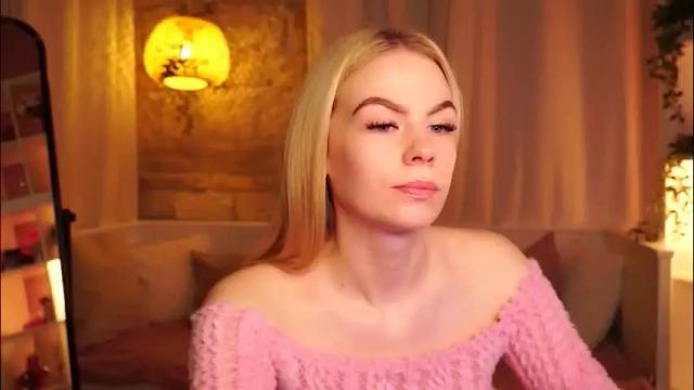 Thumbnail 1, snowbarbieee's Stream at Chaturbate, 2 months ago