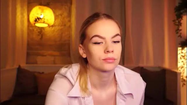 Thumbnail 2, snowbarbieee's Stream at Chaturbate, 2 months ago