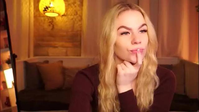 Thumbnail 2, snowbarbieee's Stream at Chaturbate, 1 month ago