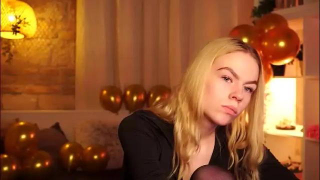 Thumbnail 3, snowbarbieee's Stream at Chaturbate, 1 month ago