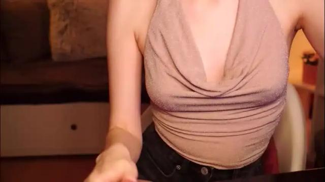 Thumbnail 2, snowbarbieee's Stream at Chaturbate, 1 month ago