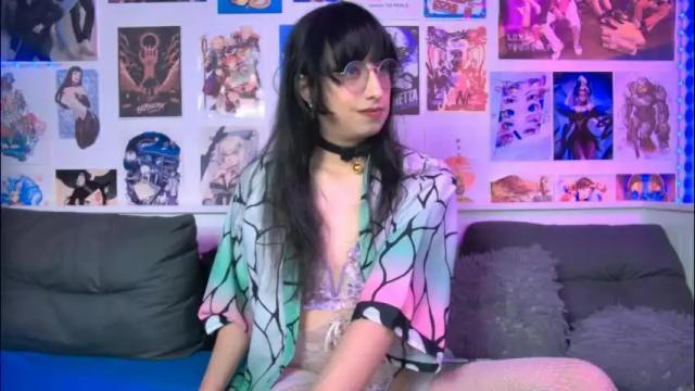 Image 2 of snowblack_ Stream on Chaturbate on 1 month ago