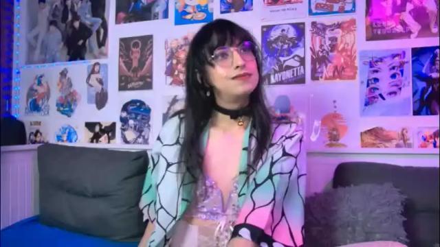 Image 3 of snowblack_ Stream on Chaturbate on 1 month ago